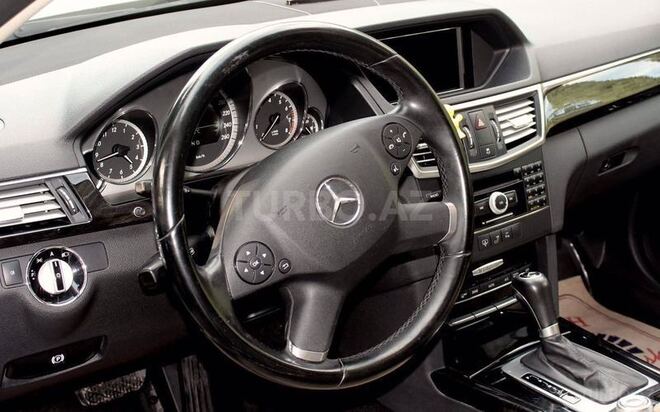 Mercedes E 200 2011, 160,000 km - 2.0 l - Sumqayıt