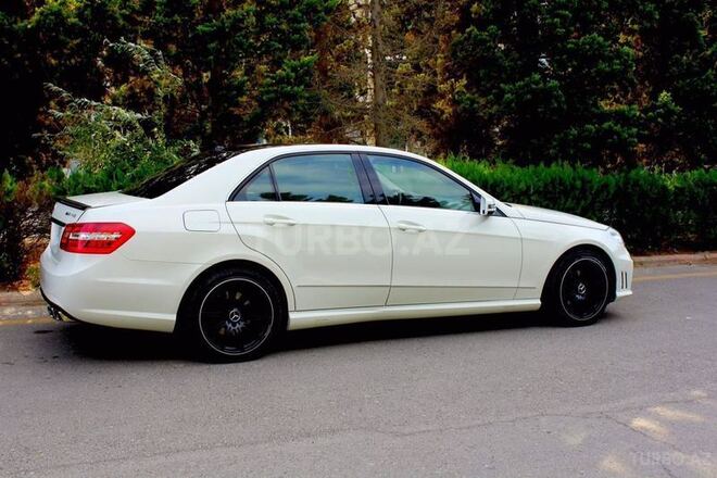 Mercedes E 200 2011, 160,000 km - 2.0 l - Sumqayıt