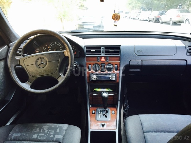 Mercedes C 180 1996, 310,000 km - 1.8 l - Bakı