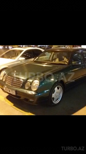 Mercedes E 220 2000, 161,000 km - 2.2 л - Bakı