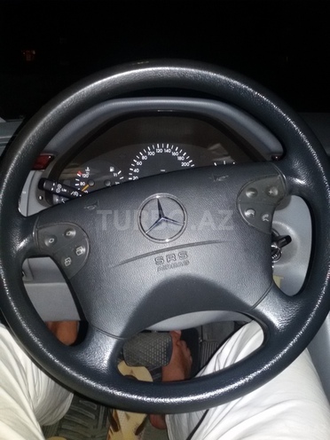 Mercedes E 220 2000, 161,000 km - 2.2 л - Bakı