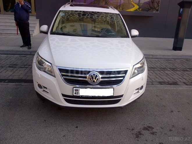 Volkswagen Tiguan 2010, 42,000 km - 2.0 l - Bakı