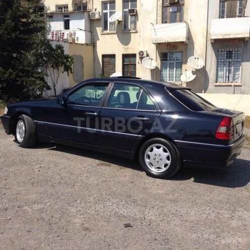 Mercedes C 200 1995, 400,000 km - 2.0 l - Bakı