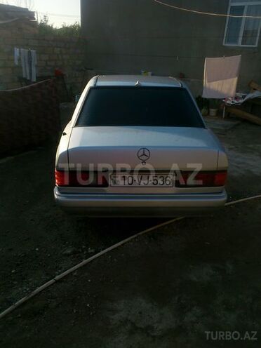 Mercedes A 190 1989, 300,000 km - 0.2 l - Bakı