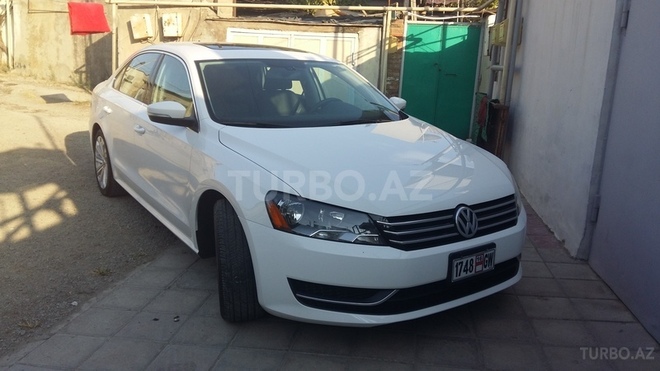 Volkswagen Passat 2013, 69,750 km - 2.5 l - Bakı