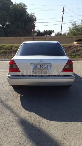 Mercedes C 220 1996, 438,000 km - 2.2 l - Bakı