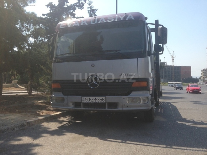 Mercedes Atego 815 2000, 157,000 km - 4.3 л - Bakı
