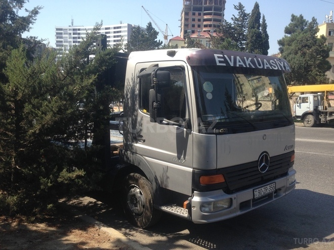 Mercedes Atego 815 2000, 157,000 km - 4.3 л - Bakı