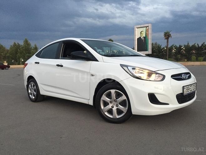 Hyundai Accent 2013, 61,200 km - 1.4 l - Bərdə