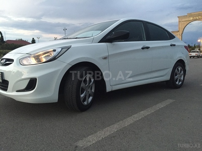 Hyundai Accent 2013, 61,200 km - 1.4 l - Bərdə