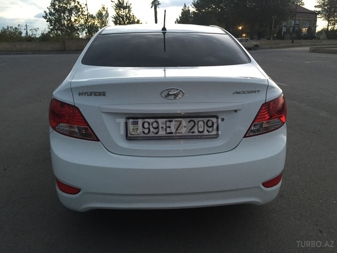 Hyundai Accent 2013, 61,200 km - 1.4 l - Bərdə