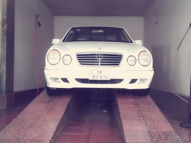 Mercedes E 320 2000, 250,000 km - 3.2 l - Bakı