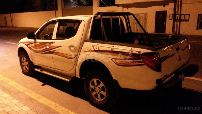 Mitsubishi L200 2008, 122,000 km - 2.5 l - Bakı