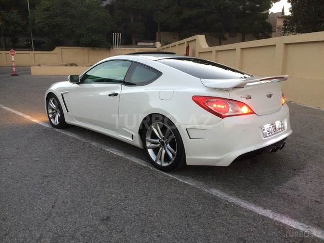 Hyundai Genesis 2011, 116,000 km - 0.4 l - Bakı