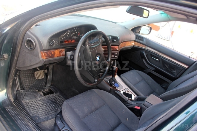 BMW 525 2000, 290,000 km - 0.3 l - Bakı