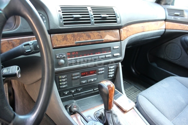 BMW 525 2000, 290,000 km - 0.3 l - Bakı
