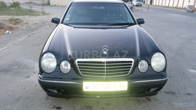 Mercedes E 240 2000, 211,000 km - 2.4 л - Sumqayıt