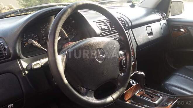 Mercedes ML 270 2004, 225,000 km - 2.7 л - Bakı