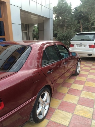 Mercedes C 180 1999, 200,000 km - 1.8 l - Bakı