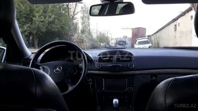 Mercedes E 270 2002, 188,000 km - 2.7 л - Bakı