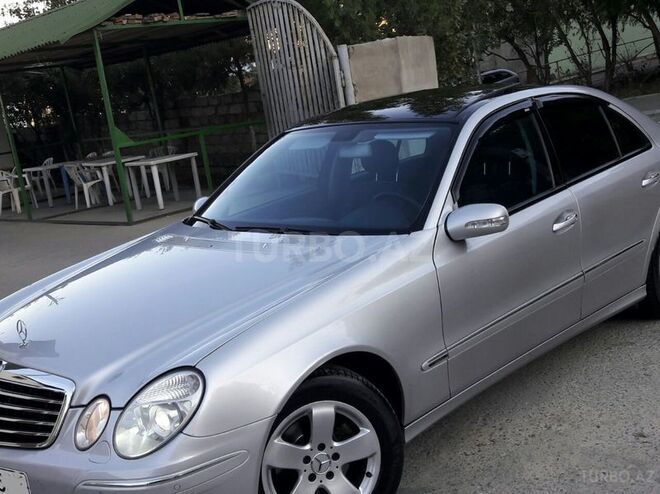 Mercedes E 270 2002, 188,000 km - 2.7 л - Bakı