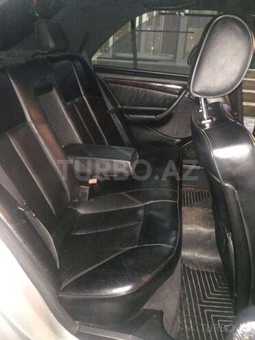 Mercedes C 240 1997, 125,000 km - 2.4 l - Bakı