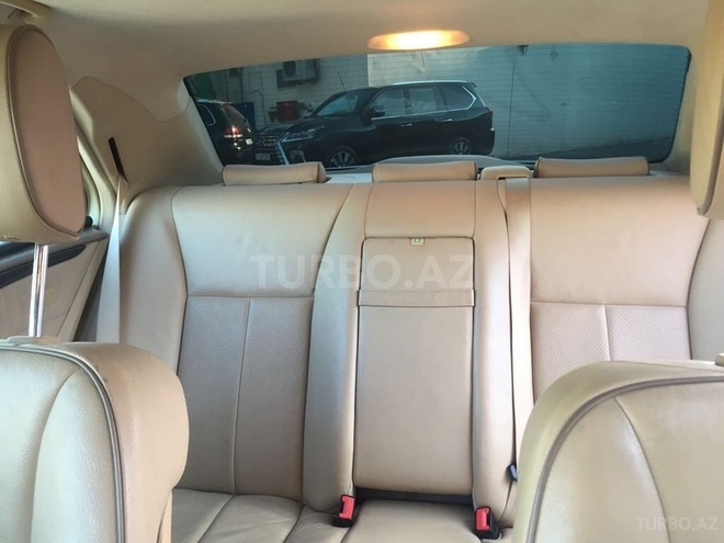 Mercedes E 320 2001, 239,000 km - 3.2 л - Bakı