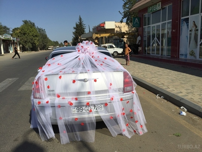 Chrysler 300C 2005, 86,000 km - 2.7 л - Bakı