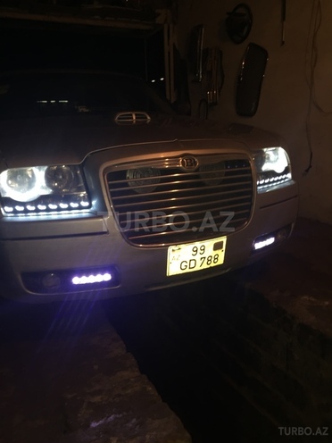 Chrysler 300C 2005, 86,000 km - 2.7 л - Bakı