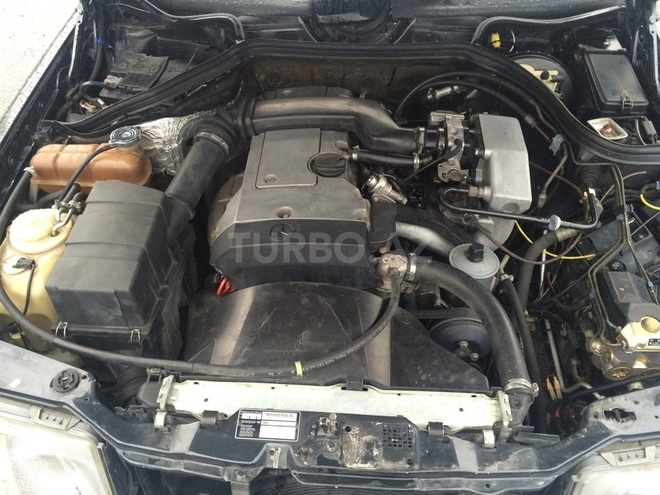 Mercedes E 200 1992, 237,041 km - 2.0 л - Bakı