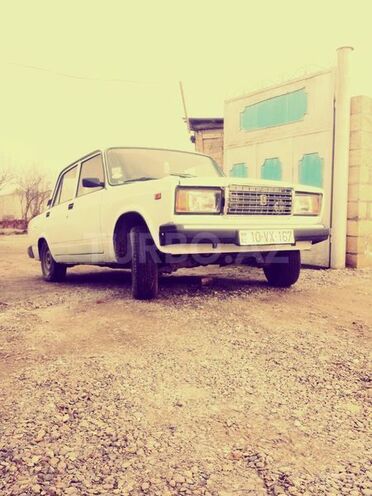 LADA (VAZ) 2107 2005, 125,000 km - 1.6 l - Yevlax
