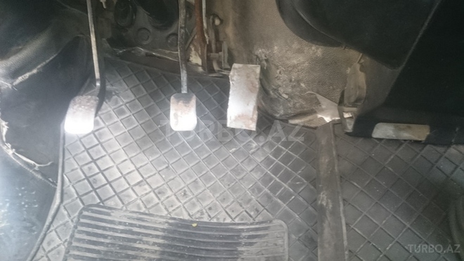 Ford Transit 1997, 250,000 km - 2.5 л - Yevlax