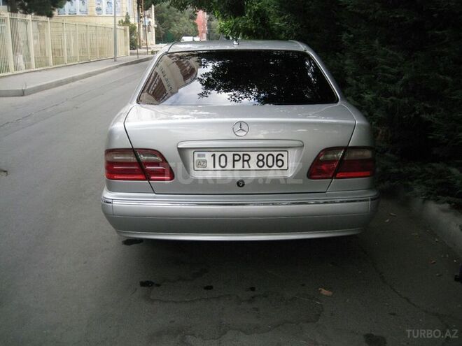 Mercedes E 280 2000, 185,000 km - 2.8 l - Bakı