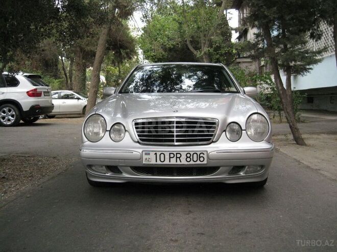 Mercedes E 280 2000, 185,000 km - 2.8 l - Bakı