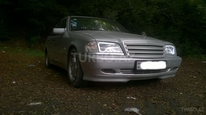 Mercedes C 250 1998, 251,233 km - 2.5 л - Lənkəran