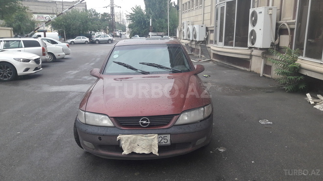 Opel Vectra 1997, 156,000 km - 2.0 l - Bakı