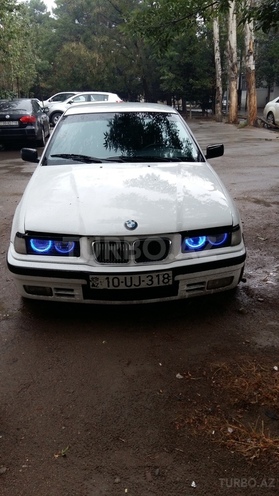 BMW 318 1993, 425,000 km - 1.8 l - Bakı