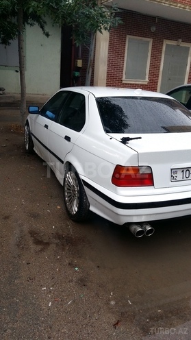 BMW 318 1993, 425,000 km - 1.8 l - Bakı
