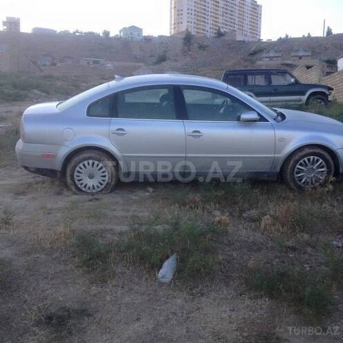 Volkswagen Passat 2002, 150,000 km - 1.6 l - Bakı