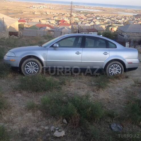 Volkswagen Passat 2002, 150,000 km - 1.6 l - Bakı