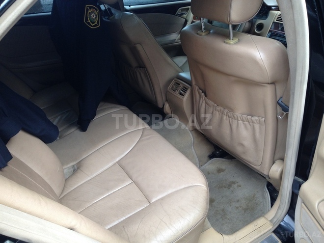 Mercedes E 320 2000, 243,566 km - 3.2 л - Bakı