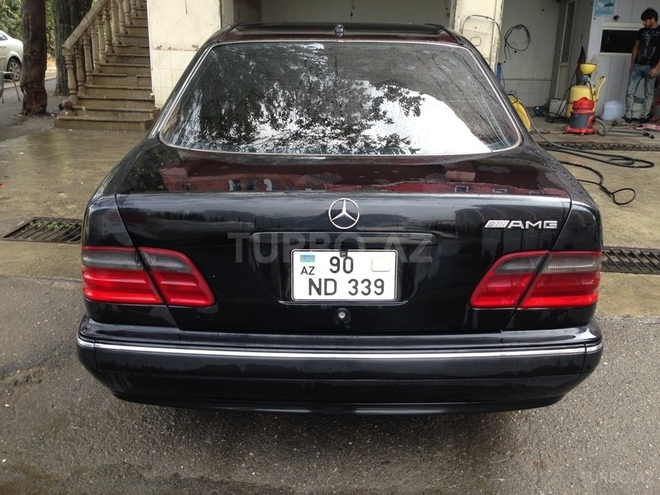 Mercedes E 320 2000, 243,566 km - 3.2 л - Bakı