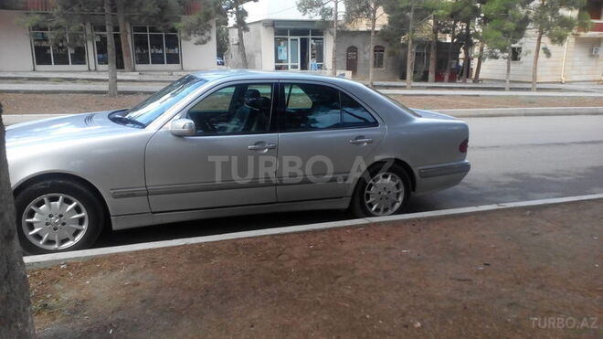 Mercedes E 200 2000, 200,400 km - 0.2 l - Gəncə