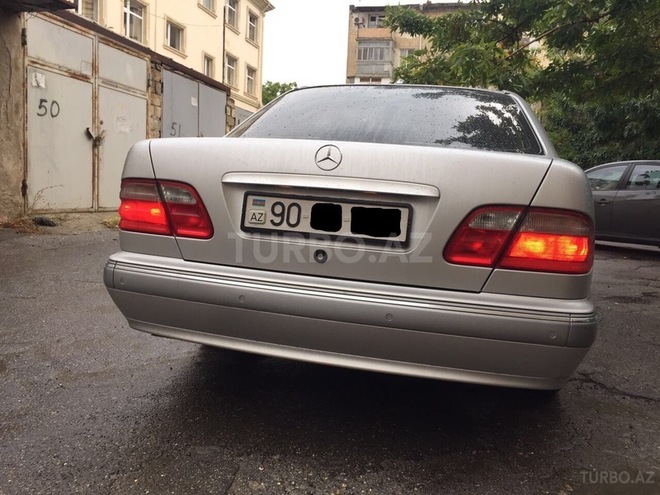 Mercedes E 250 2000, 129,000 km - 2.4 л - Bakı