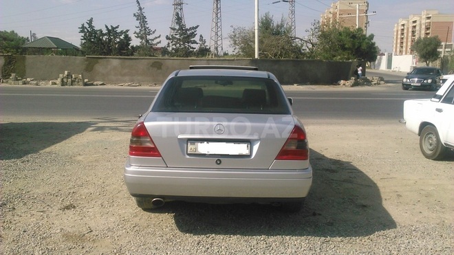 Mercedes C 200 1996, 260,000 km - 2.0 l - Bakı