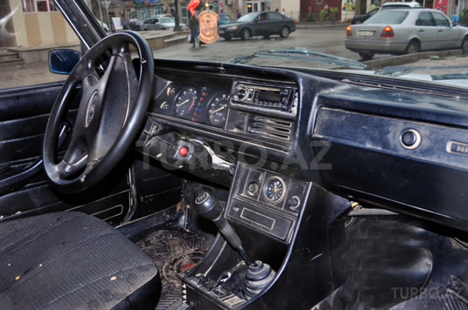 LADA (VAZ) 2107 1999, 250,000 km - 1.6 l - Bakı