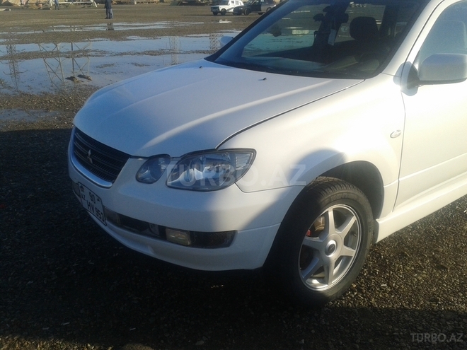 Mitsubishi Airtrek 2001, 200,000 km - 2.4 l - Bakı