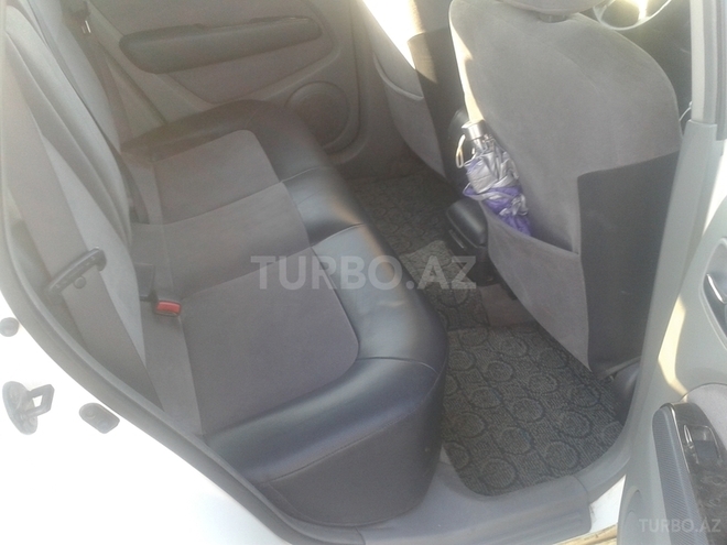 Mitsubishi Airtrek 2001, 200,000 km - 2.4 l - Bakı