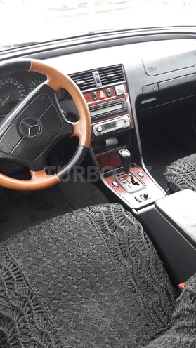 Mercedes C 180 1997, 238,564 km - 1.8 l - Bakı