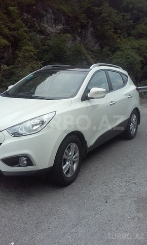 Hyundai ix35 2011, 122,830 km - 2.0 l - Bakı